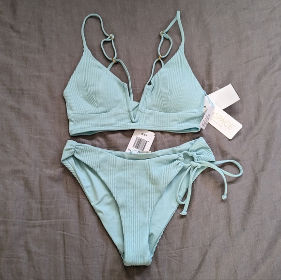 L*Space Siren Amal Bikini Set - Picture 1 of 3